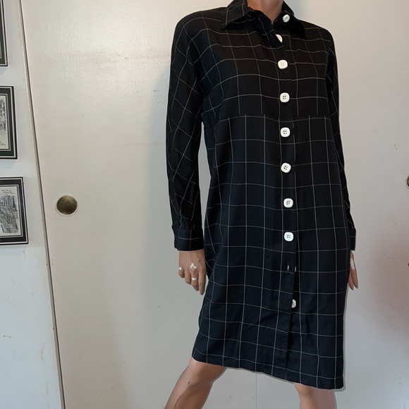 Chetta B Dresses & Skirts - Chetta B vintage size 6 black/white plaid long sleeve dress New With Tags